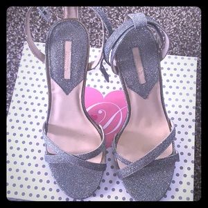 Glitter Heels sz 7 US